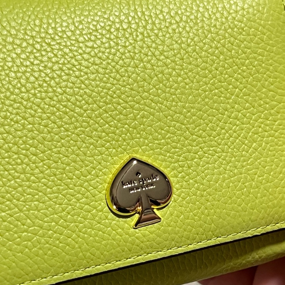 Kate Spade Kayla L-zip wallet in color Lime slushy - Picture 8 of 9